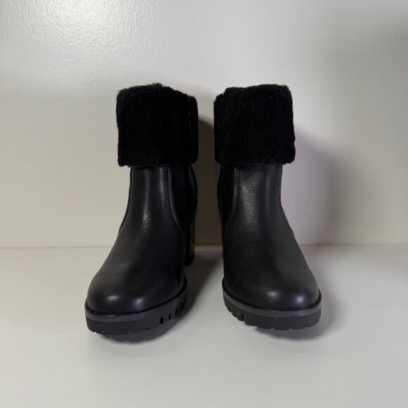 UGG Waterproof Bootie - W9 - Picture 3 of 9